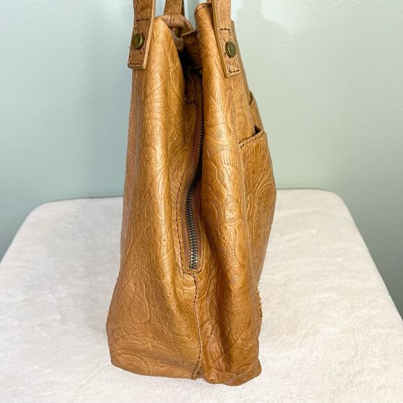 American Leather Co Liberty Shopper Leather Floral Shoulder Tote Bag - Picture 5 of 10